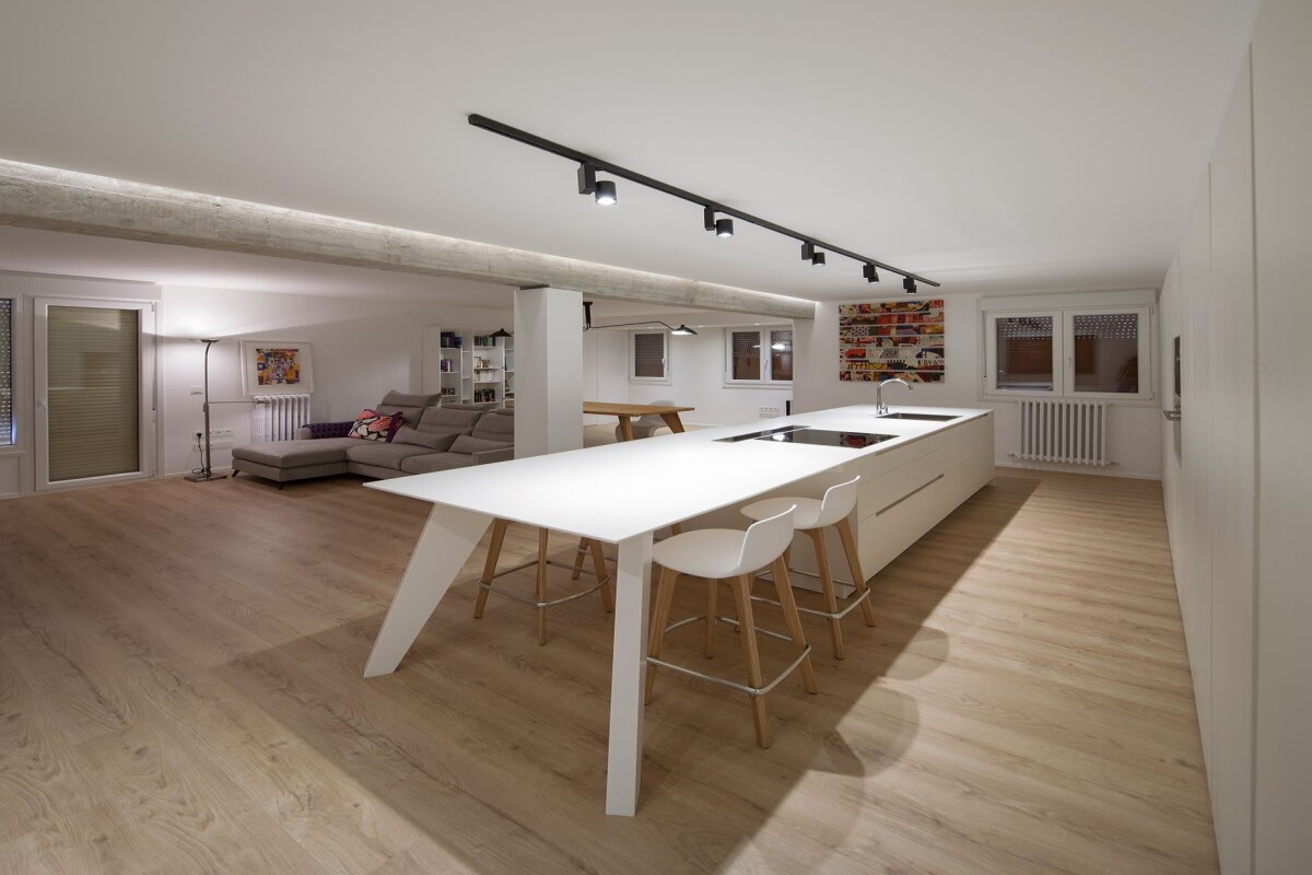 images/galeria/4 SOLID SURFACE/5.jpg